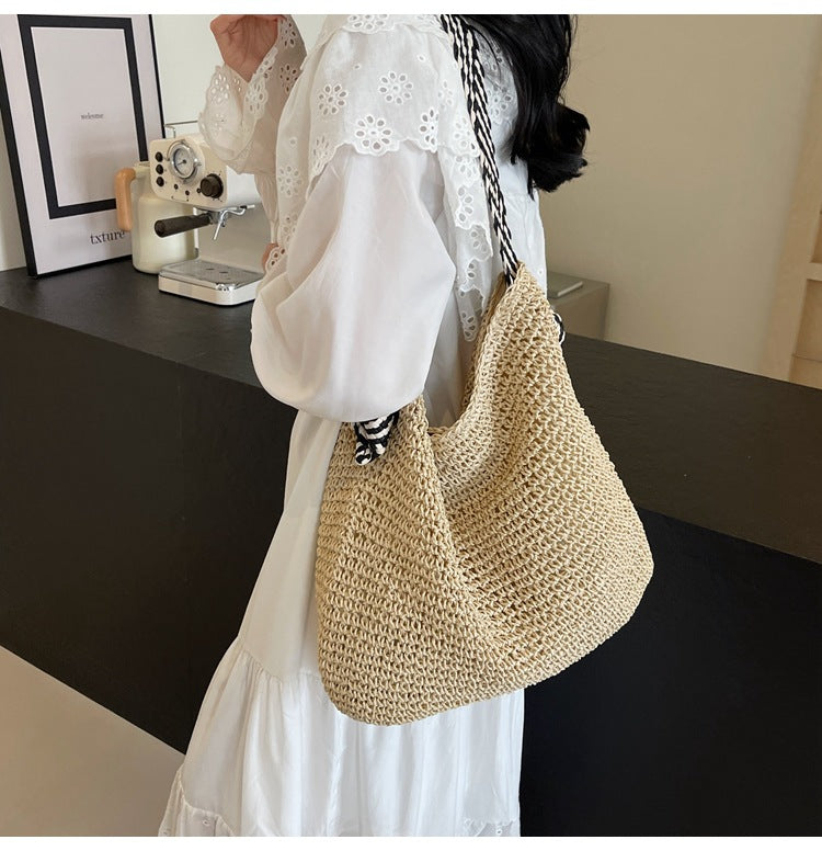 Summer Large Capacity Straw Women's Seaside Vacation Commuter Shoulder Bag