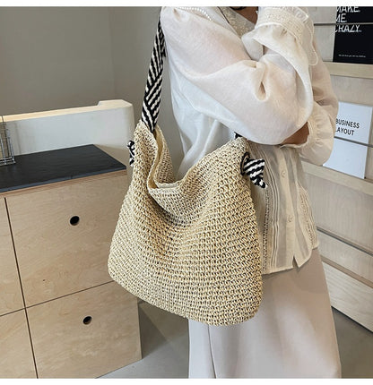 Summer Large Capacity Straw Women's Seaside Vacation Commuter Shoulder Bag