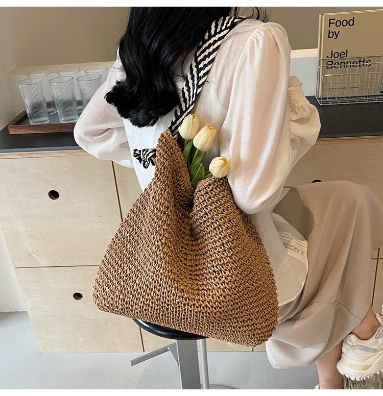 Summer Large Capacity Straw Women's Seaside Vacation Commuter Shoulder Bag